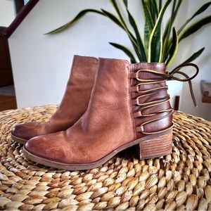 Kork-Ease “Belaya” leather tie-back boot